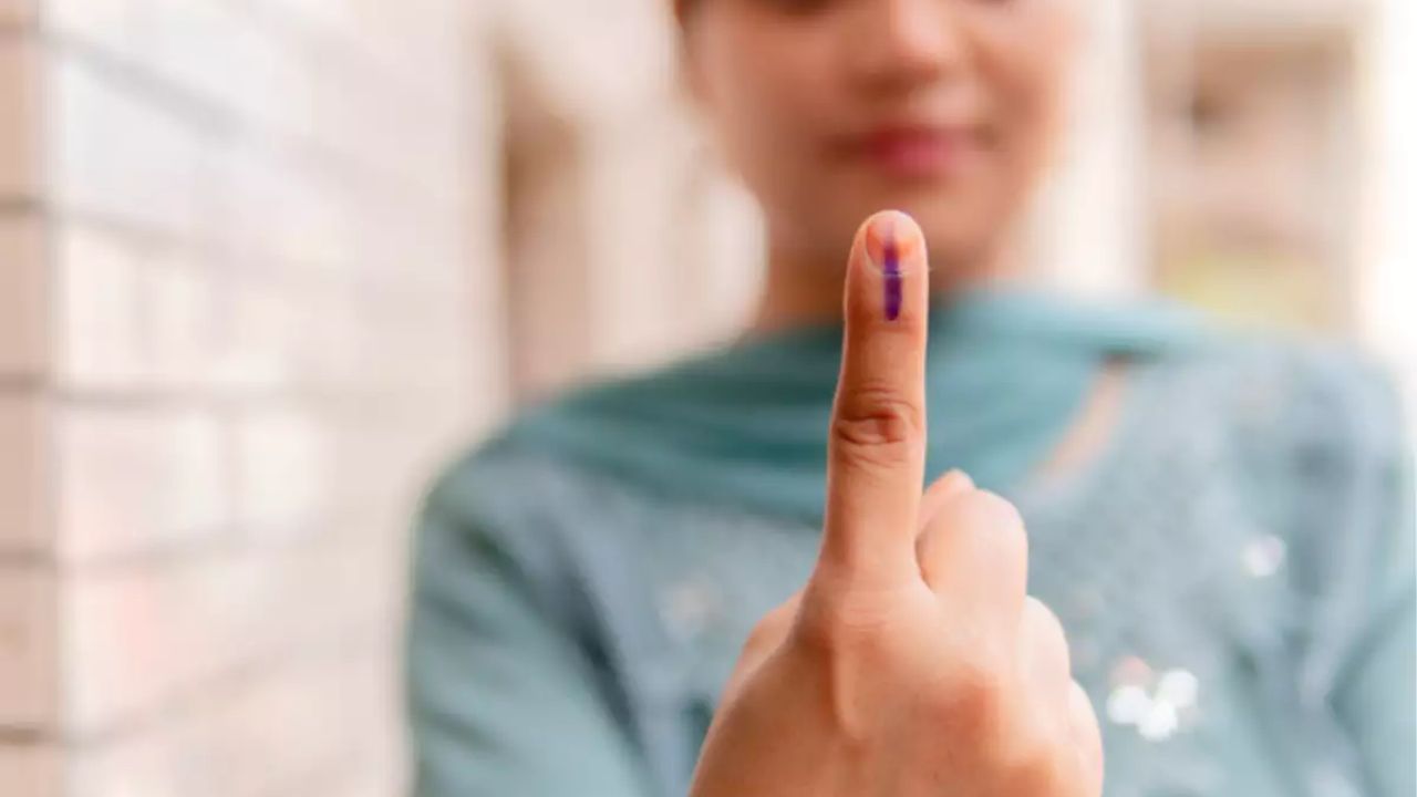 Delhi Assembly 2025 Sees Drop in Women’s Representation: PRS Report