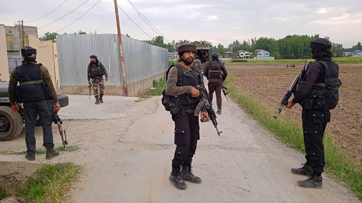 Third terrorist attack in two days in Jammu and Kashmir, one policeman injured in Anantnag