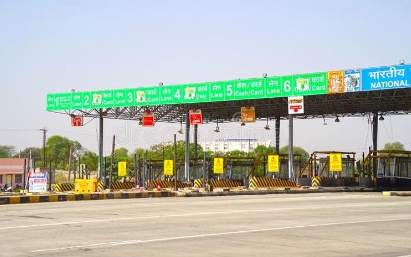 new-toll-plaza-guidelines-vehicles-to-be-exempted-from-paying-tolls