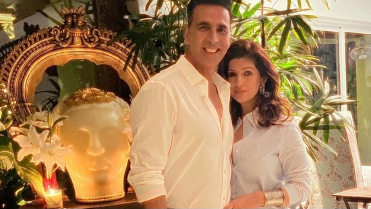 Akshay Kumar Shares How Twinkle Khanna Teases Him About His Patriotic Films