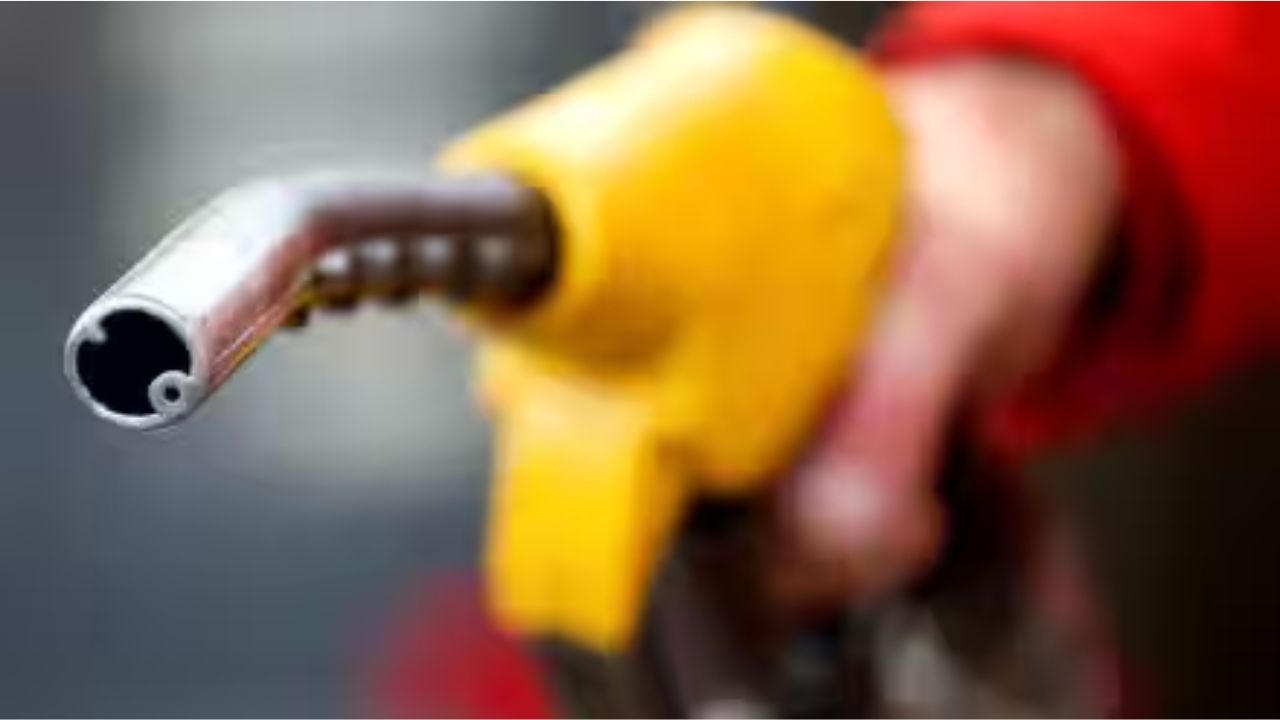 Fuel Rates Today On August 17: Check the Latest Peteol and Diesel Price in Your City