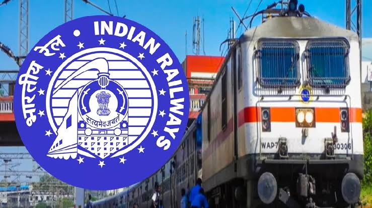 Union Minister : Railways do not profit from passenger trains, these services are being run for the convenience of the people