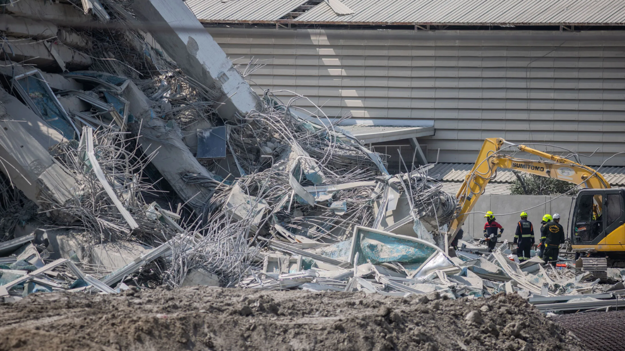 Bangkok Skyscraper Collapses After Strong Myanmar Earthquake Tremors | Watch Video