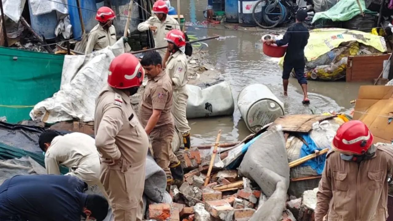 Eight Killed in Wall Collapse in Delhi’s Jaitpur Amid Heavy Monsoon Rains