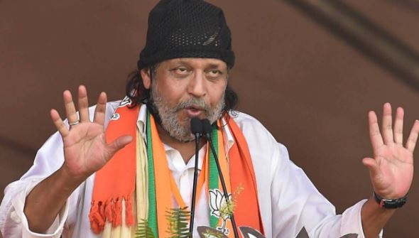 The ‘dada’ of Bengal spews venom; Fans crust fallen.