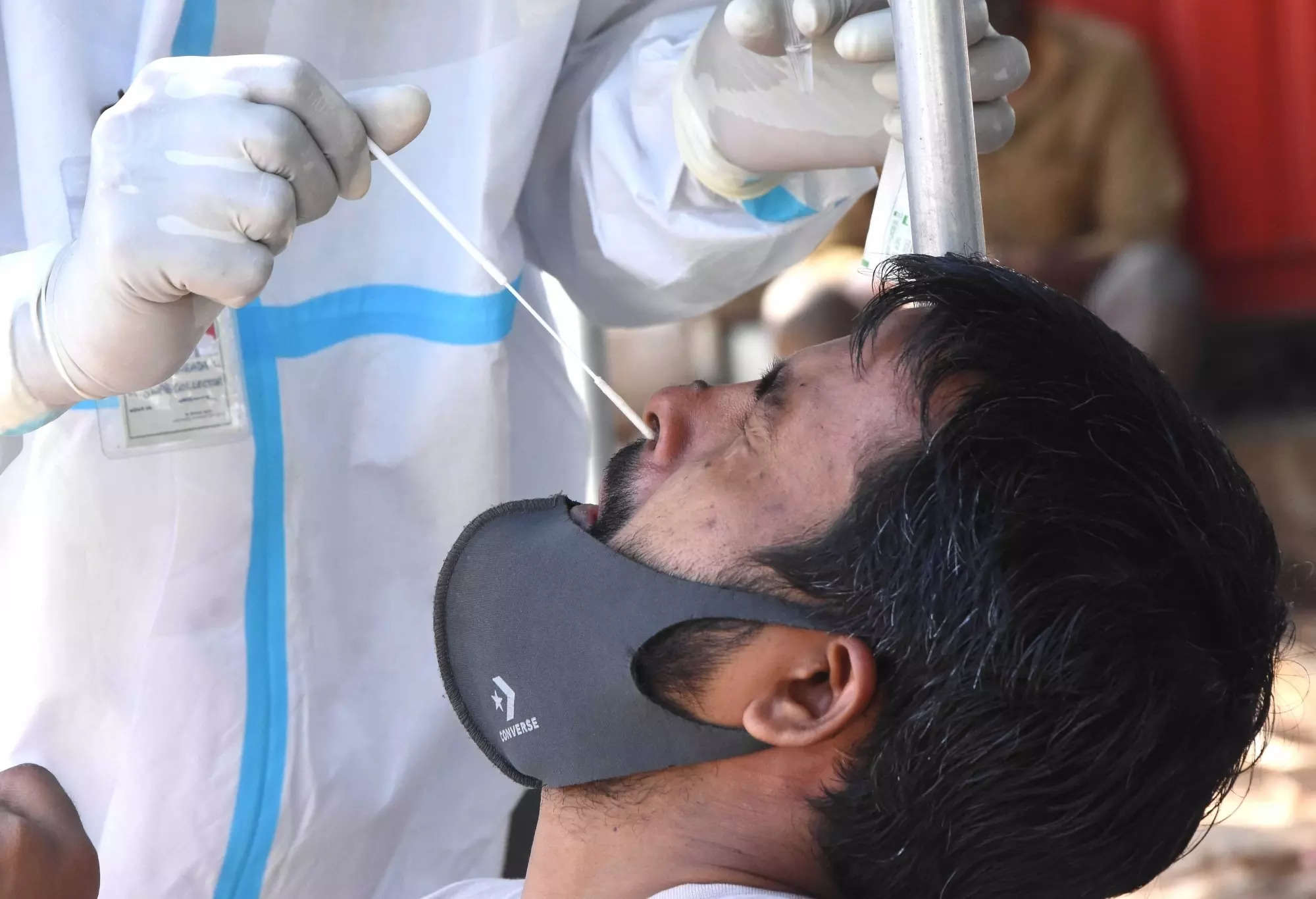 India's Corona Threat: Center's instructions to the states - Ensure no shortage in the supply of oxygen And Ventilators