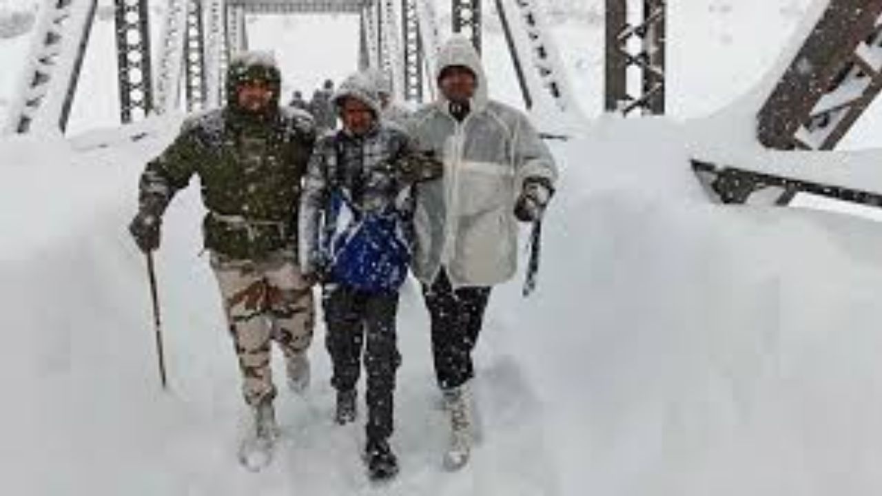 Uttarakhand Avalanche: 4 Workers Dead, 46 Rescued; Search Continues for 5 Amid Bad Weather