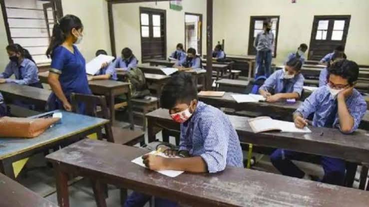 Paper leaked again in Bihar, English paper before exam went viral