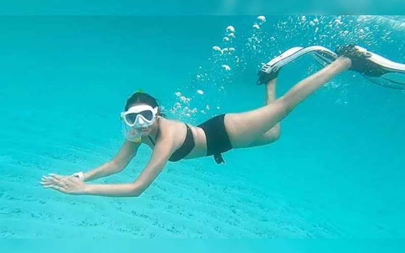 Actress Parineeti Chopra shares pictures of scuba diving