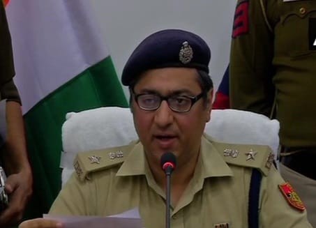 A 19 year old young man was arrested for duping people by addressing as a staff of DTDC
