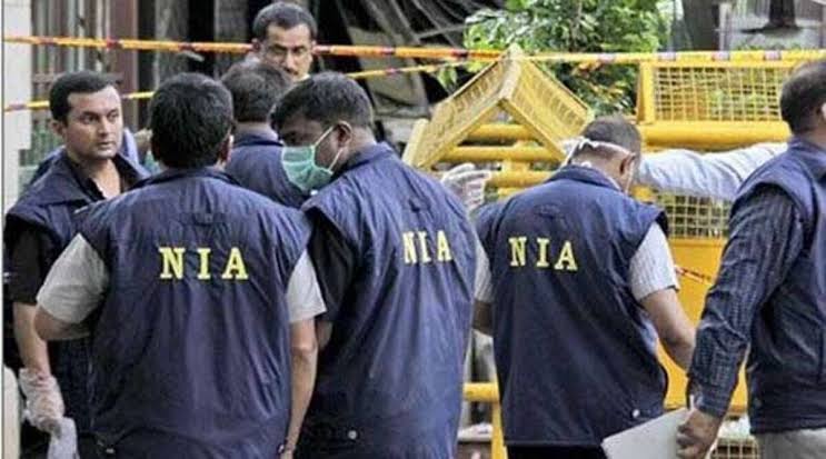 NIA raids at many places in Kashmir, confiscated objectionable documents-electronic equipment