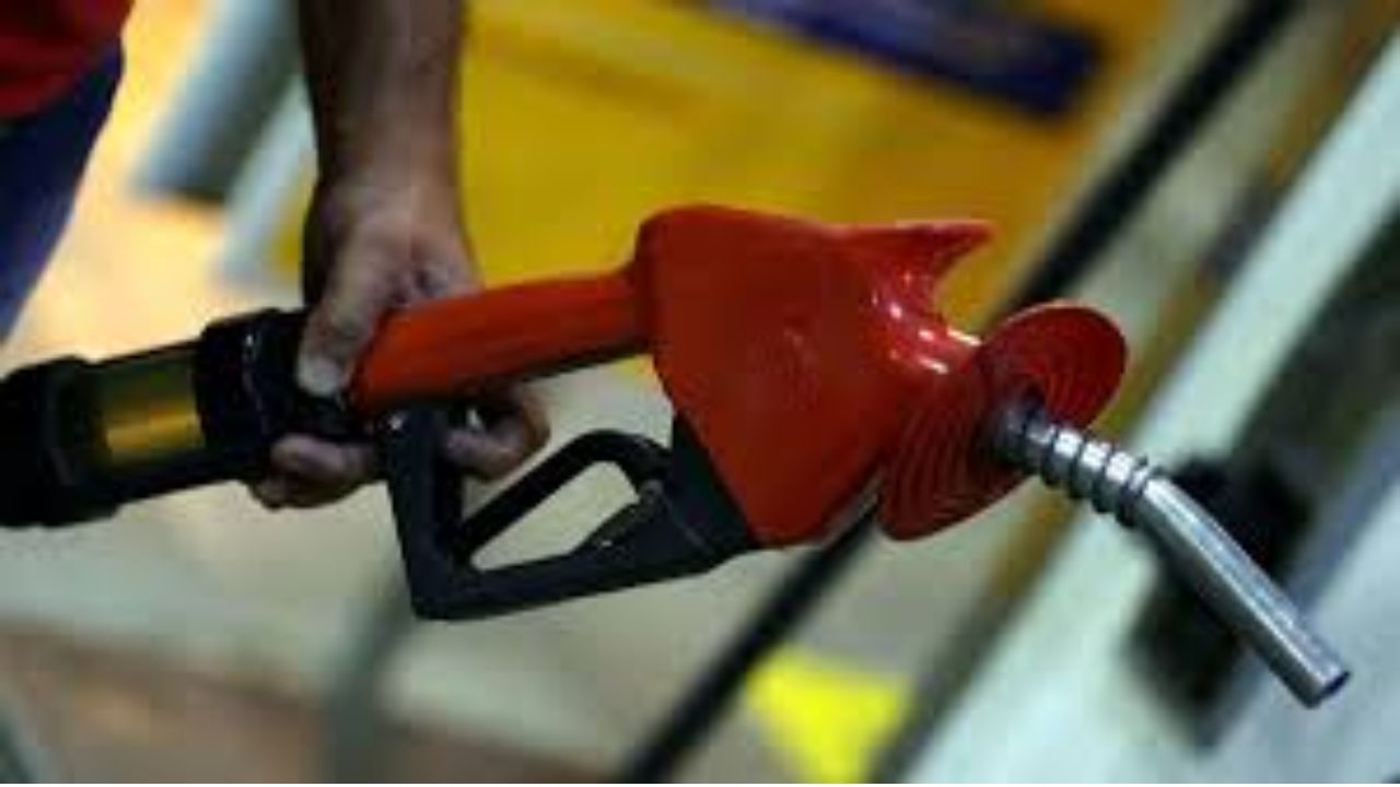 Fuel Ban for End-of-Life Vehicles Begins in Delhi from Tuesday; Government to Enforce Strict Compliance