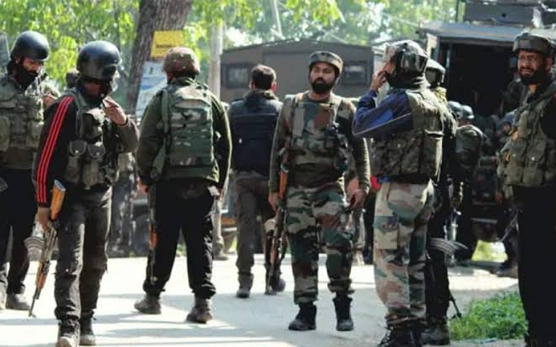 One Terrorist encountered by Security Forces in Shopian, operation continues
