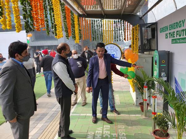 First e-vehicle charging station launched in South Extension in South Delhi