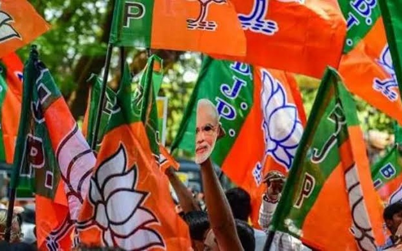 Assembly Elections 2022: BJP will distribute 2 lakh saris