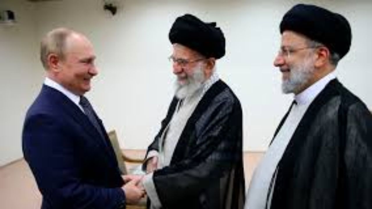 Putin Meets Khamenei’s Aide in Moscow for Nuclear Talks Amid Iran–West Tensions