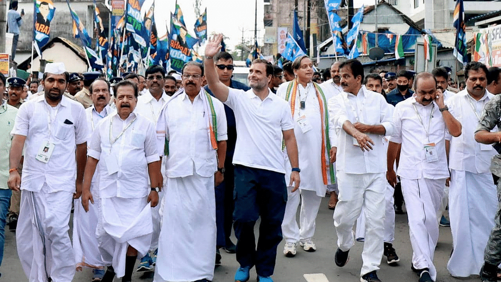 Bharat Jodo in Rajasthan, senior leader Raghuveer Meena injured after falling: Gehlot-Pilot walked with Rahul