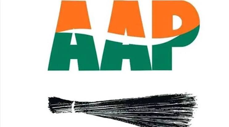 ABP-C Voter Survey: Yogi is challenged with 'red cap' in UP, AAP leads in Punjab