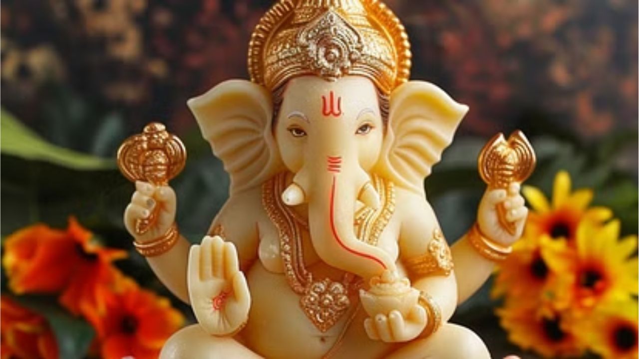 Ganesh Chaturthi 2024: Zodiac Forecasts for the Festival of Prosperity
