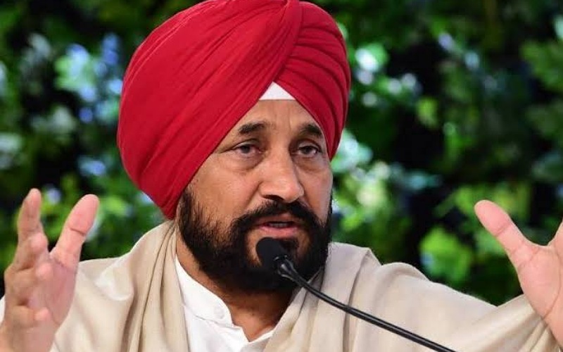 Congress leader made serious allegations of MeToo against former CM Channi for the second time in a row