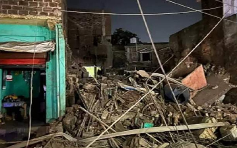 Death of ten people in Bhagalpur, suspected of making bombs in the house