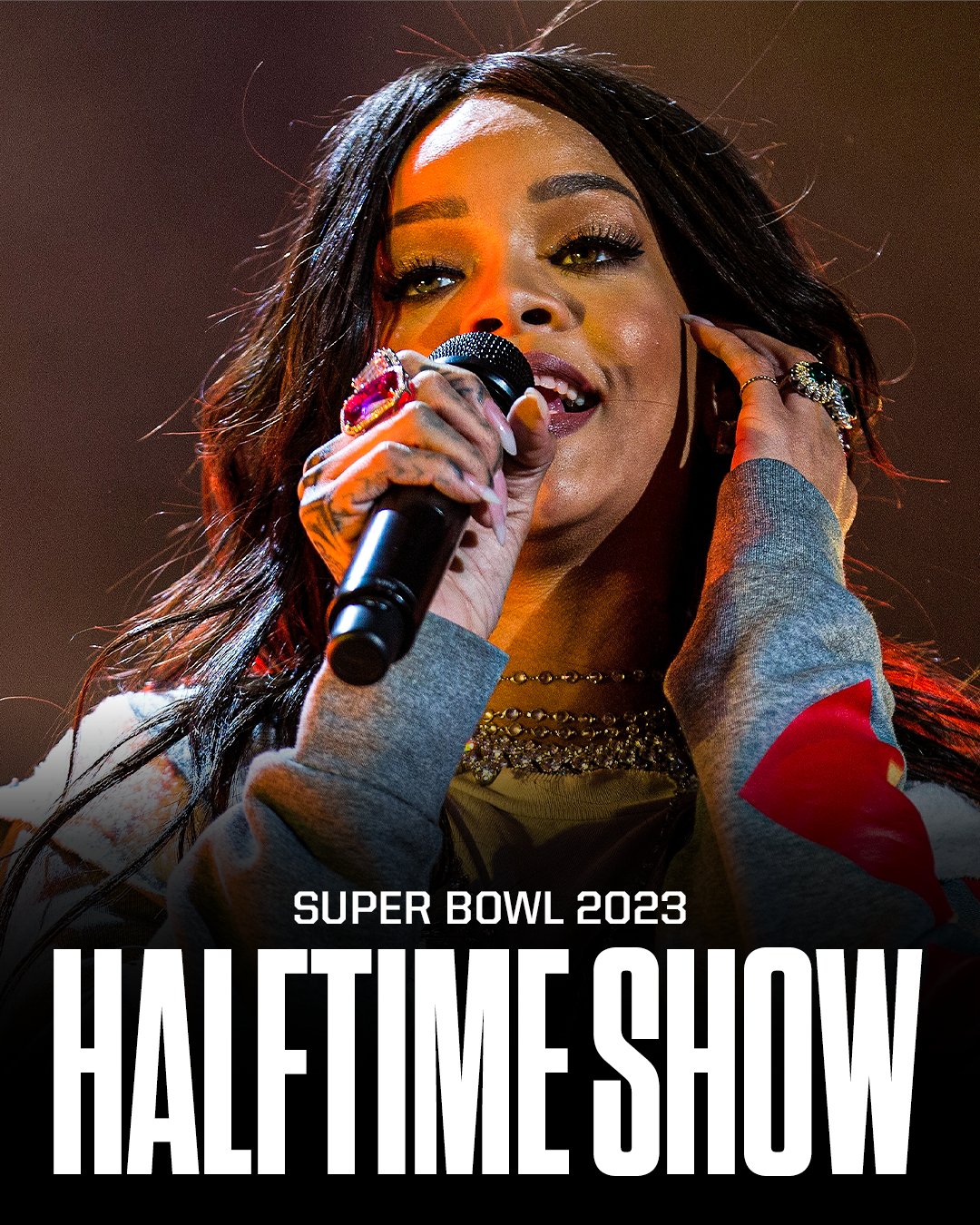 Rihanna Confirms She's Headlining The 2023 Super Bowl Halftime Show